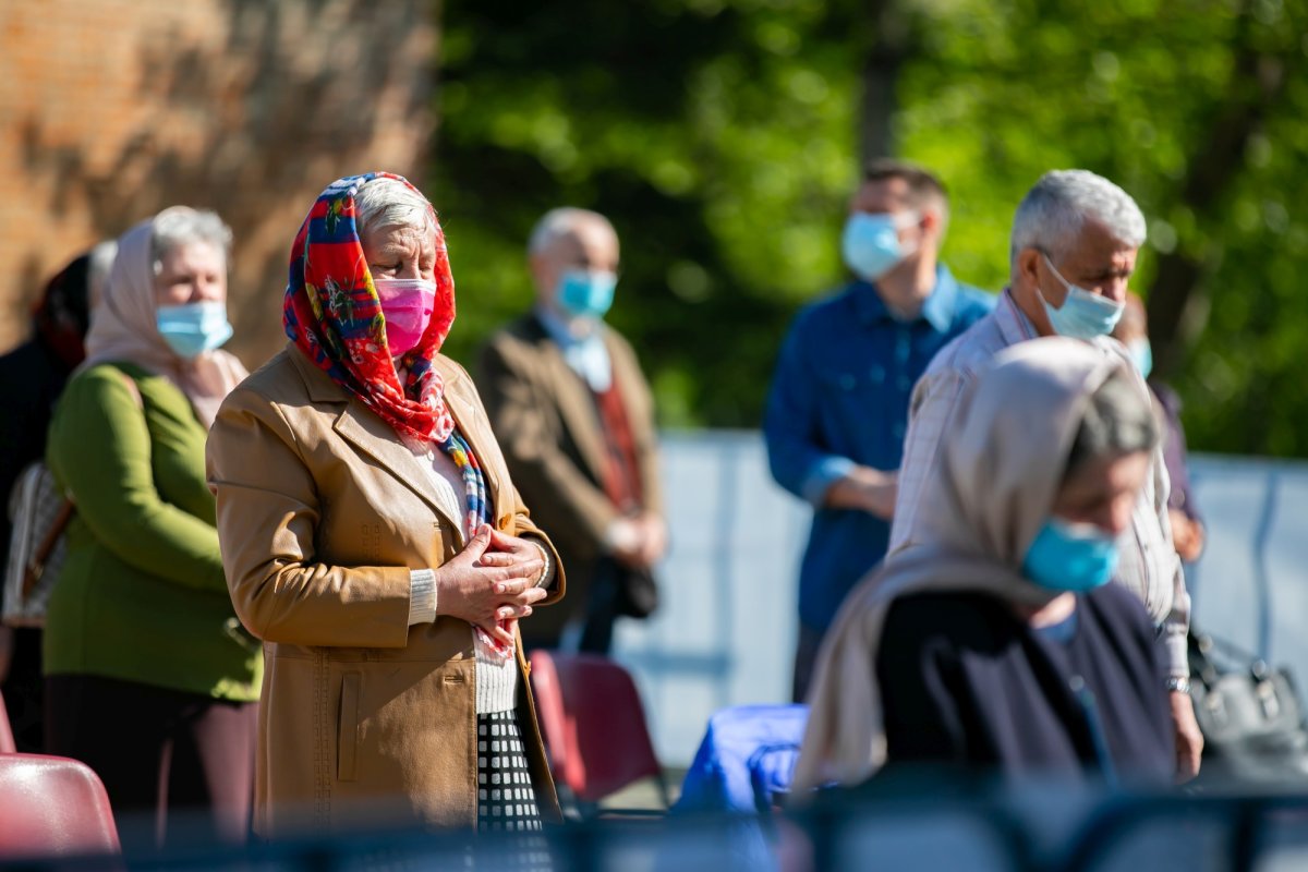 Sfinţirea apei în Vinerea Luminată pe Dealul Patriarhiei 170370