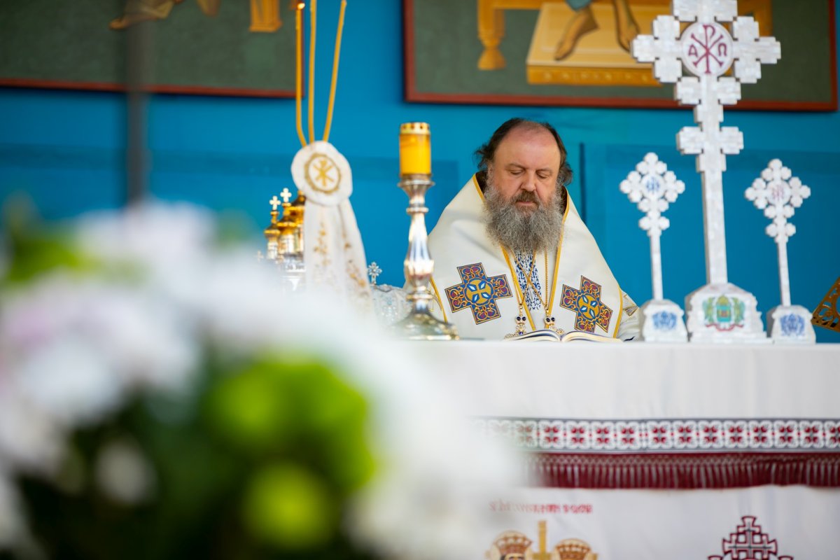 Sfinţirea apei în Vinerea Luminată pe Dealul Patriarhiei 170377