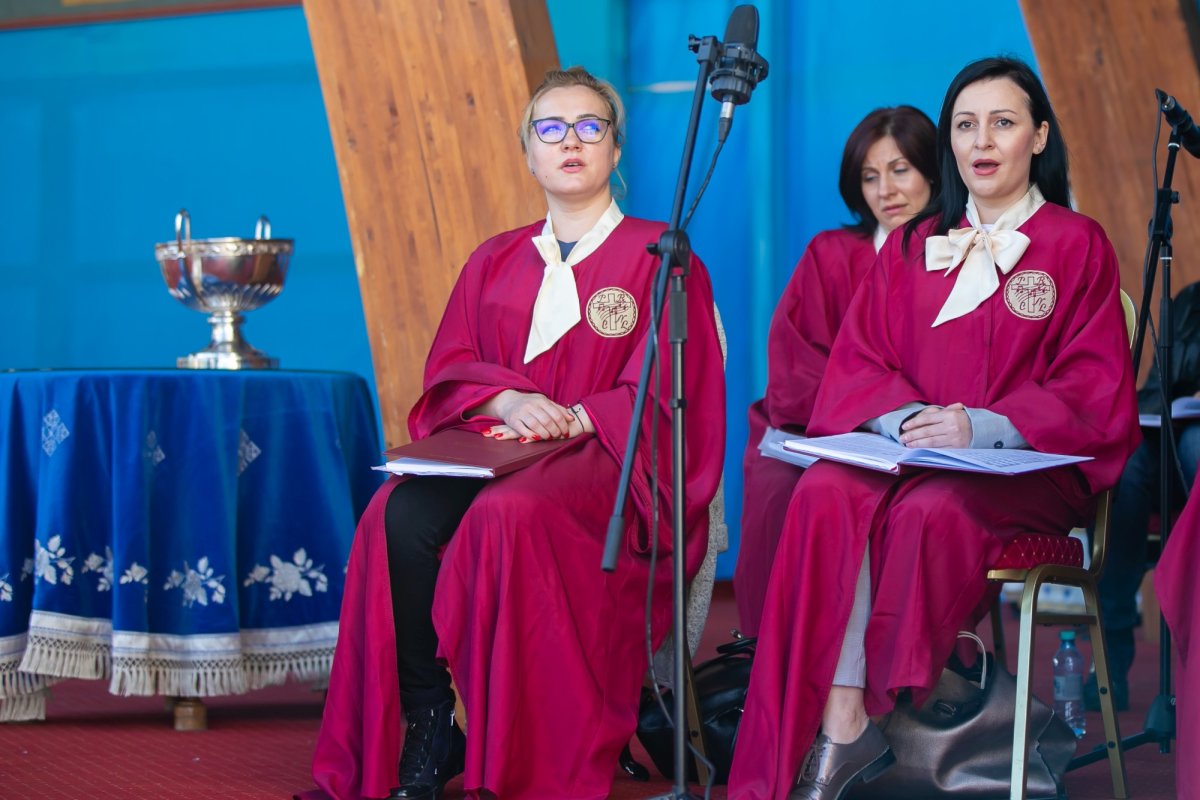 Sfinţirea apei în Vinerea Luminată pe Dealul Patriarhiei 170378