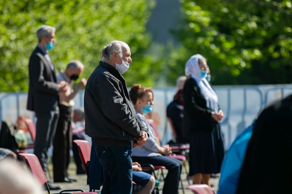 Sfinţirea apei în Vinerea Luminată pe Dealul Patriarhiei 170379