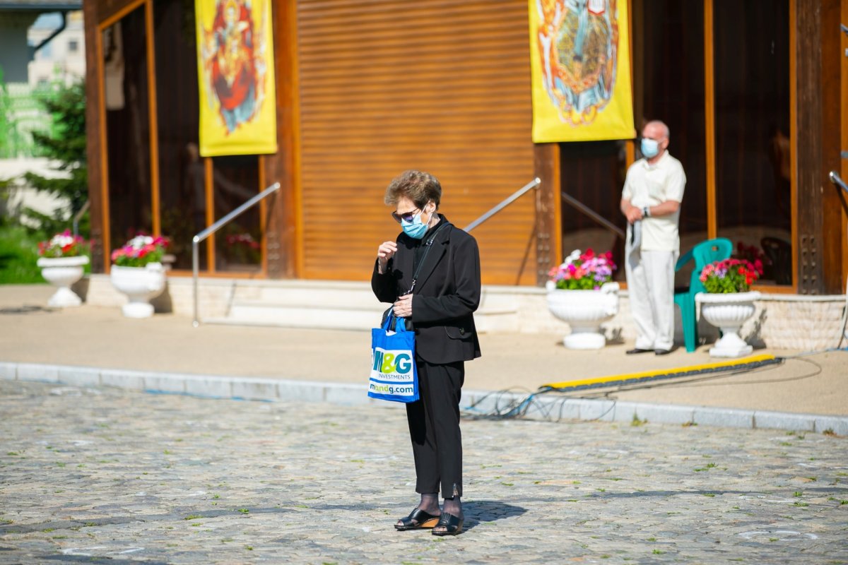 Sfinţirea apei în Vinerea Luminată pe Dealul Patriarhiei 170393