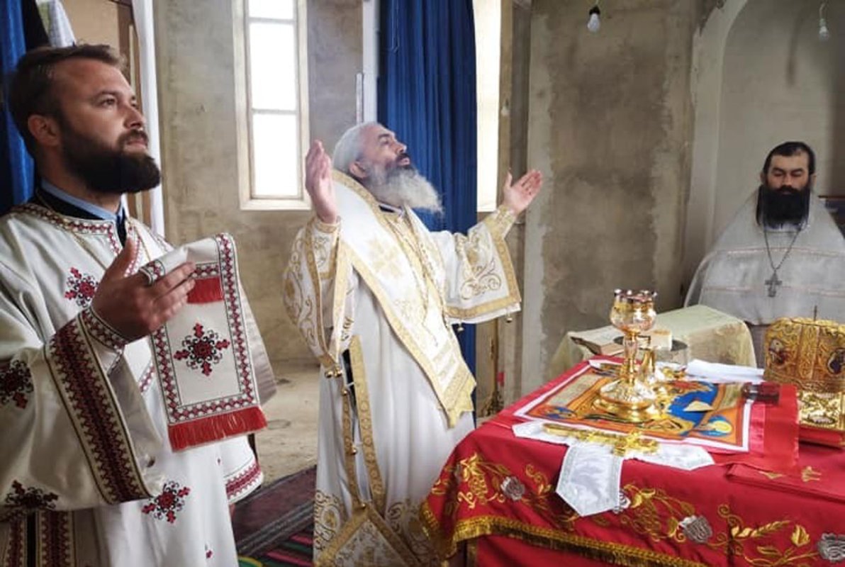 Prima slujbă arhierească la Mănăstirea din Chirilovca, Floreşti  170307