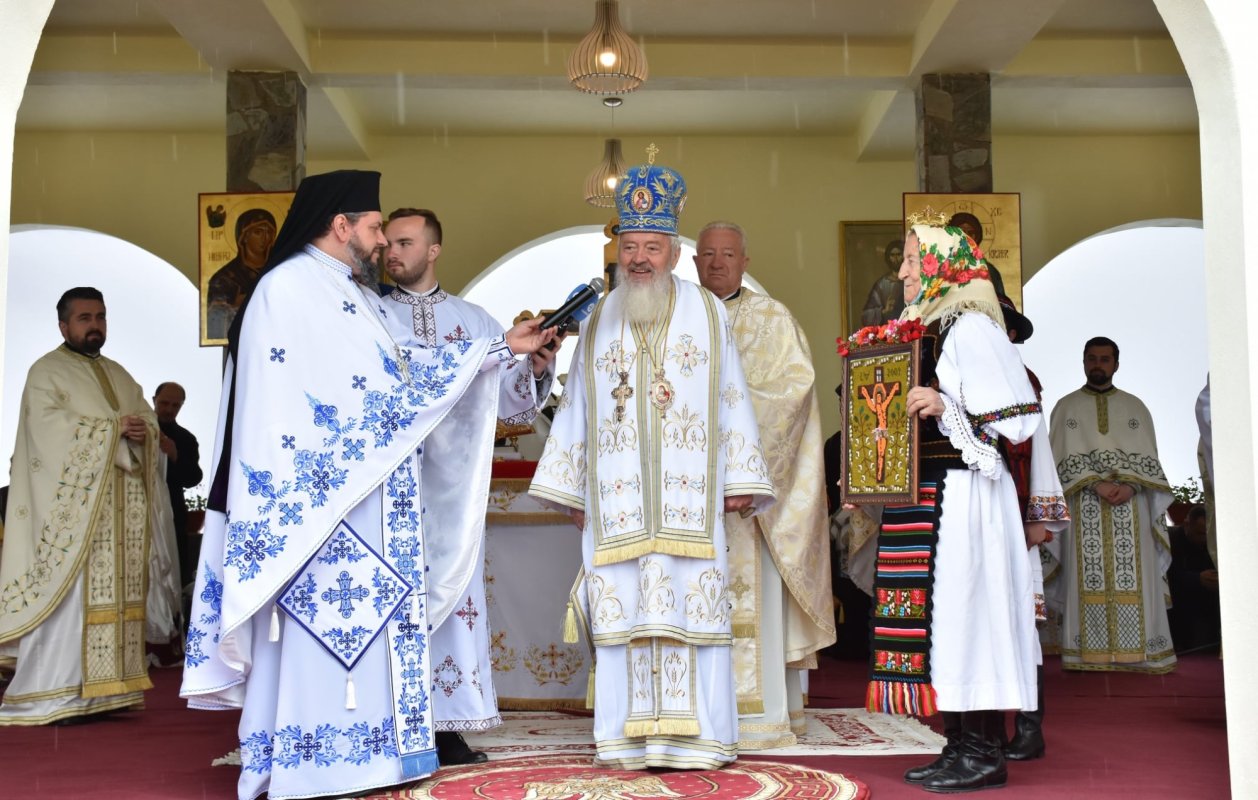 Hramul Mănăstirii Salva, prăznuit în prezența Mitropolitului Clujului 170667