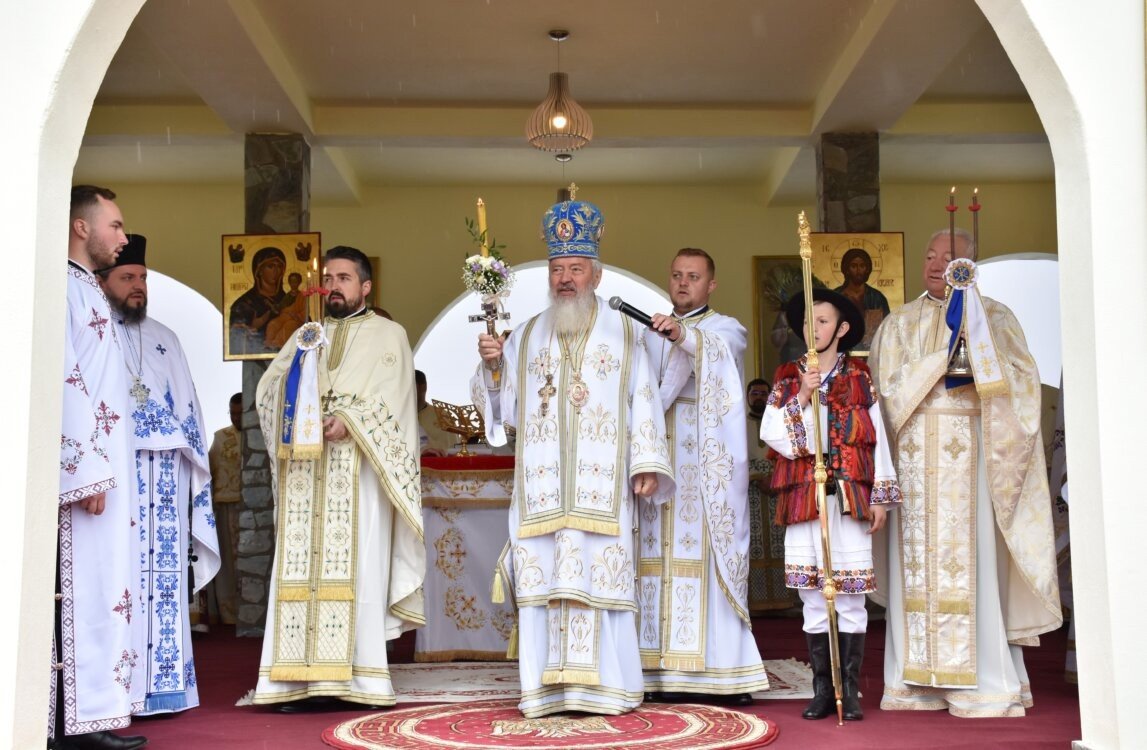 Hramul Mănăstirii Salva, prăznuit în prezența Mitropolitului Clujului 170668
