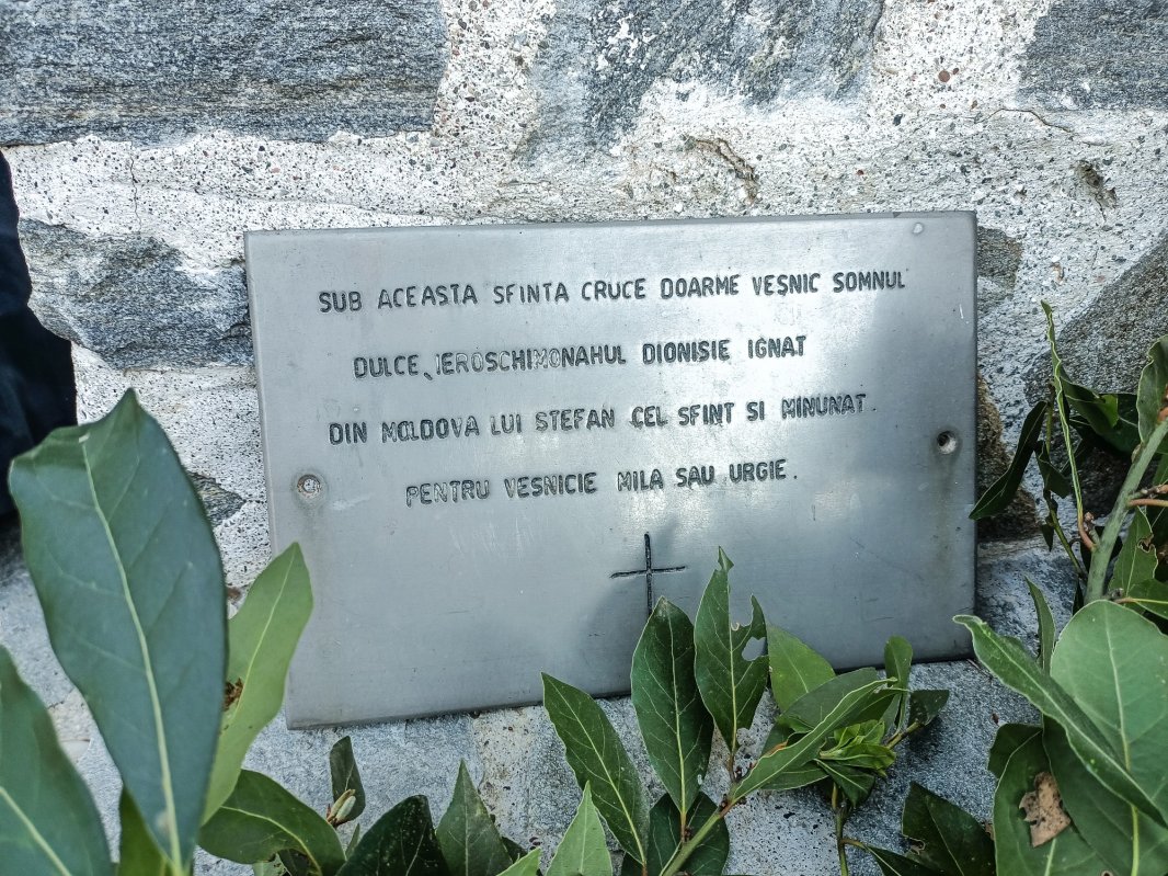 17 ani de la trecerea la cele veșnice a părintelui Dionisie de la Colciu  170937