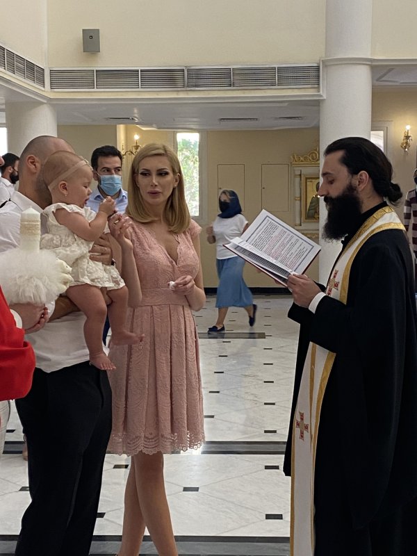 Lumina pascală pentru românii din Emiratele Arabe Unite 170944