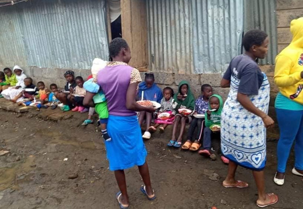 Ajutoare din Cisnădie pentru tineri şi copii din Kenya 171002