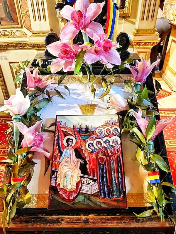 Femeile Mironosițe - lumini pentru viaţa femeilor creştine în Biserică şi în societate 171059