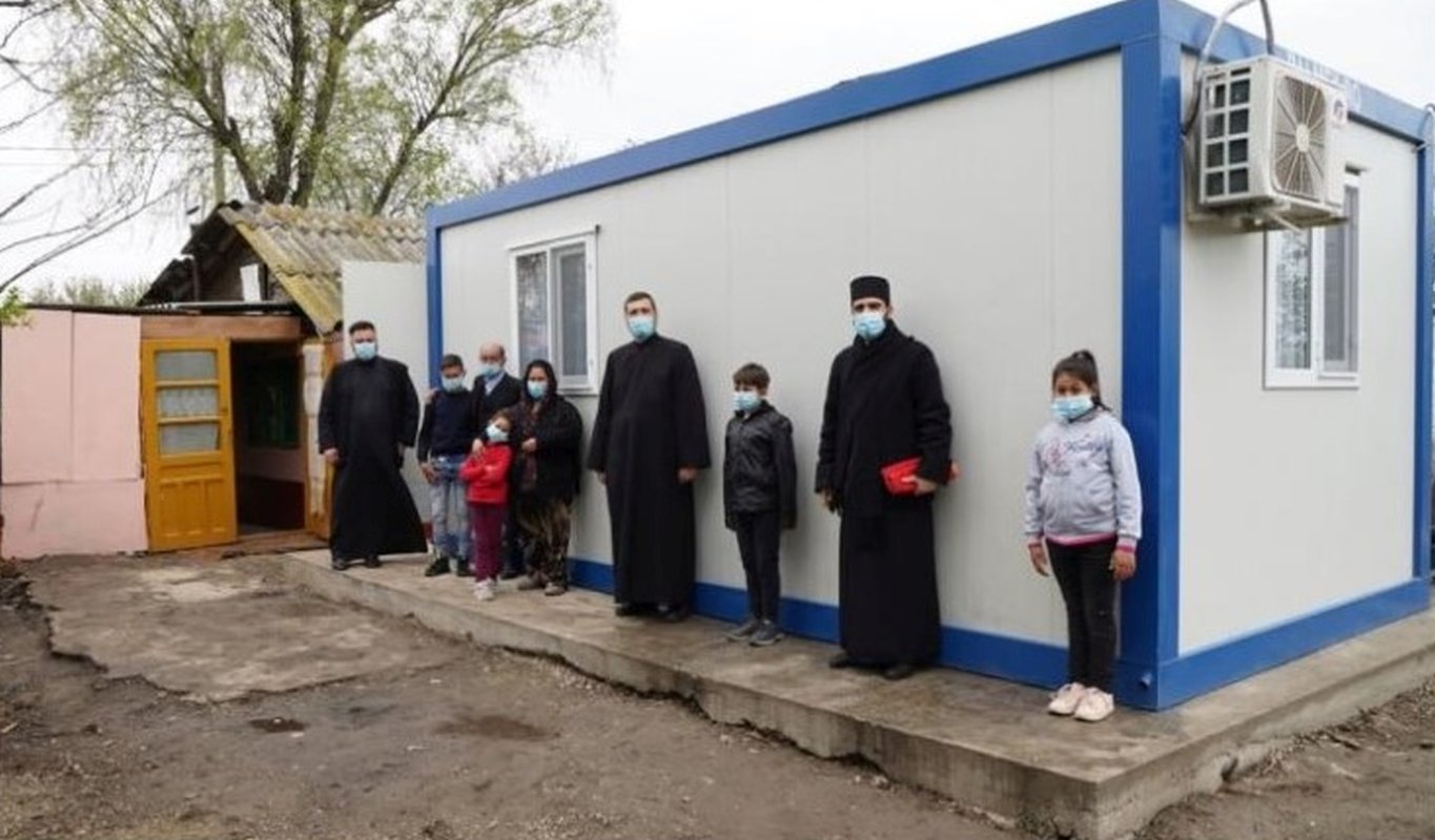 Revista presei 171039