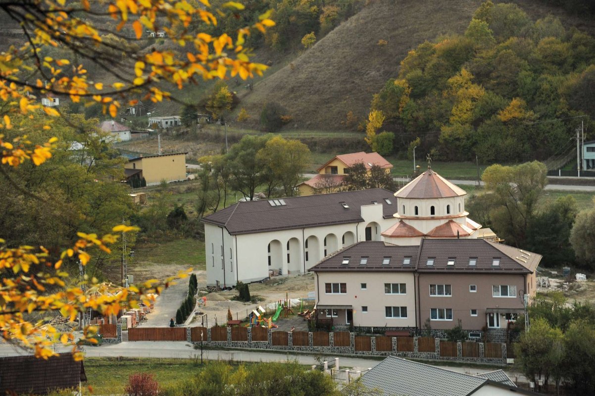 Monahiile de la Florești, chipuri de mironosițe slujitoare Domnului 171067