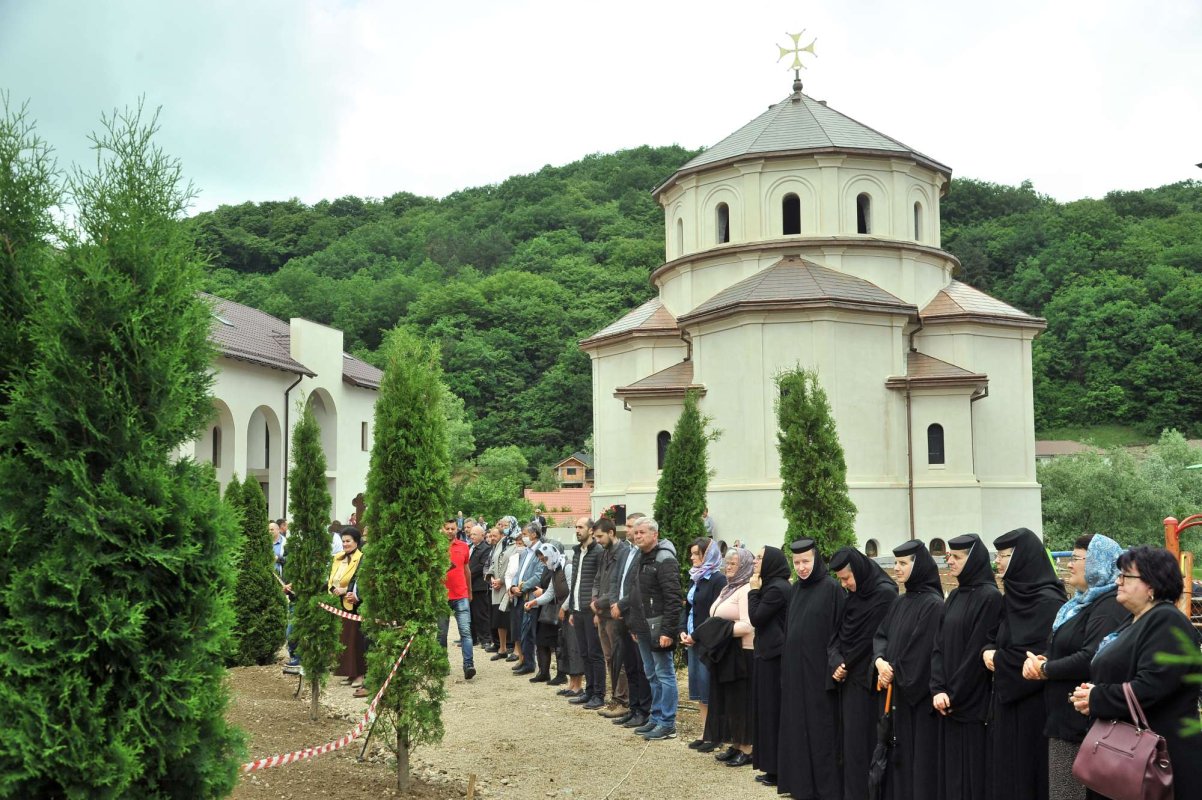 Monahiile de la Florești, chipuri de mironosițe slujitoare Domnului 171074