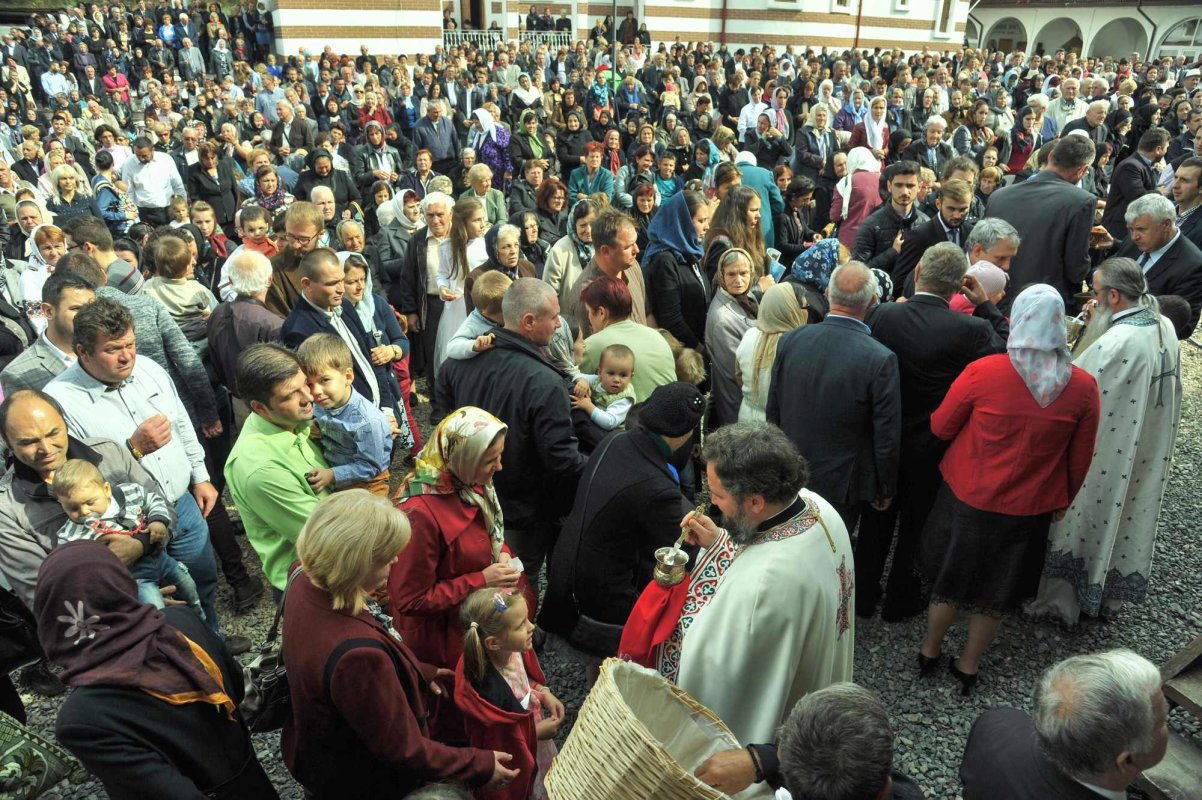 Monahiile de la Florești, chipuri de mironosițe slujitoare Domnului 171078