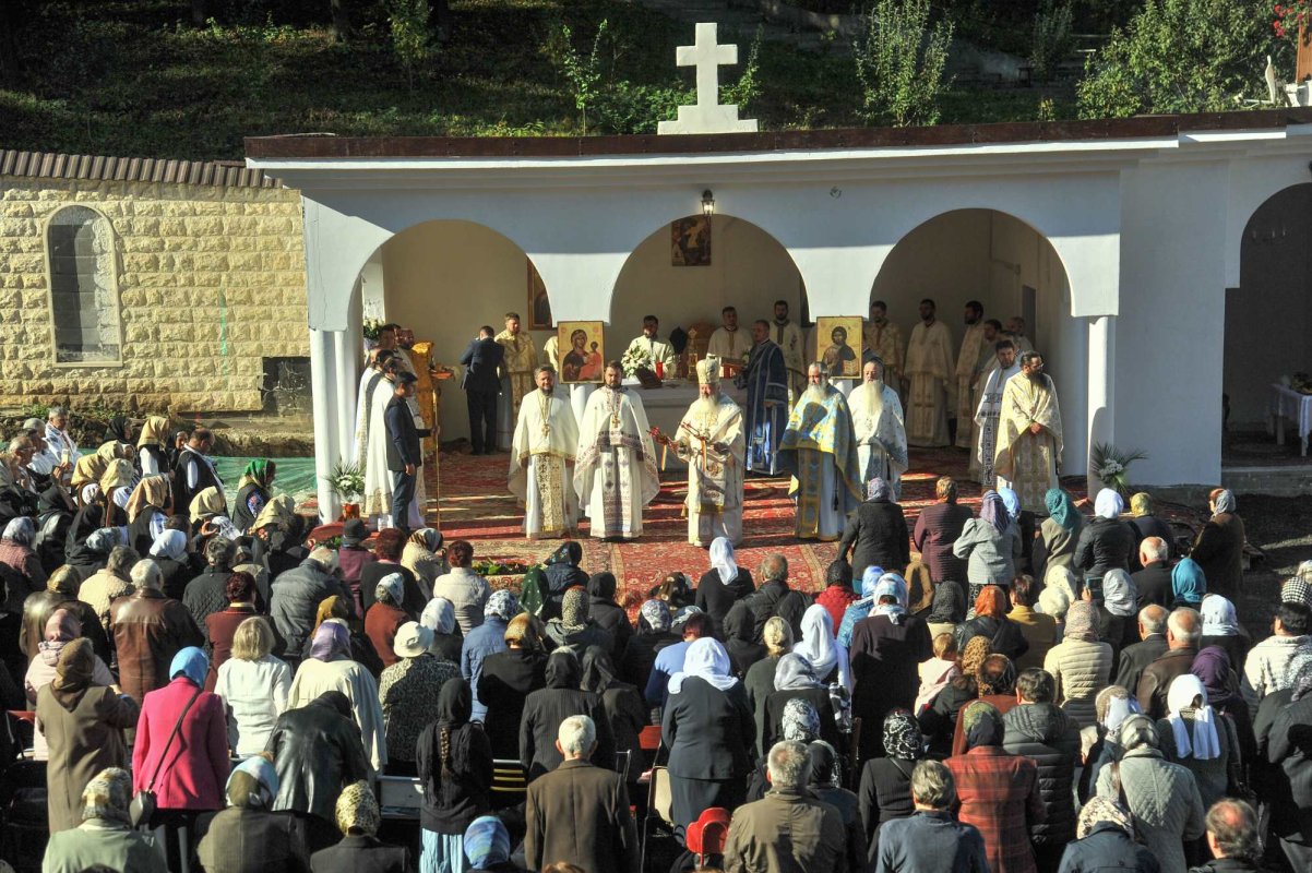 Monahiile de la Florești, chipuri de mironosițe slujitoare Domnului 171082