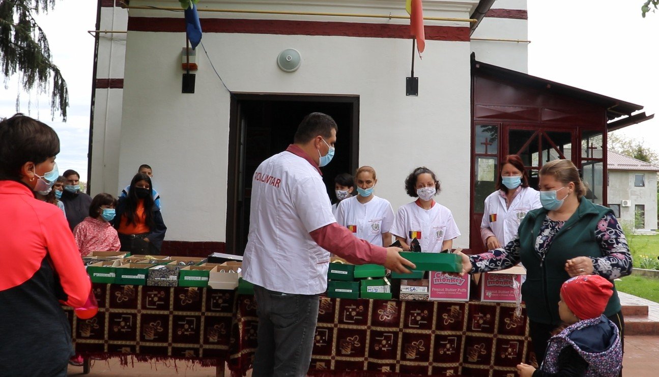 Daruri pentru 130 de persoane defavorizate din parohii ilfovene 171306