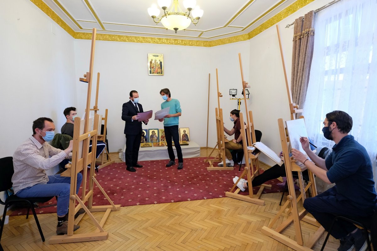 Examen de trecere la etapa de stagiatură în pictura bisericească 171330