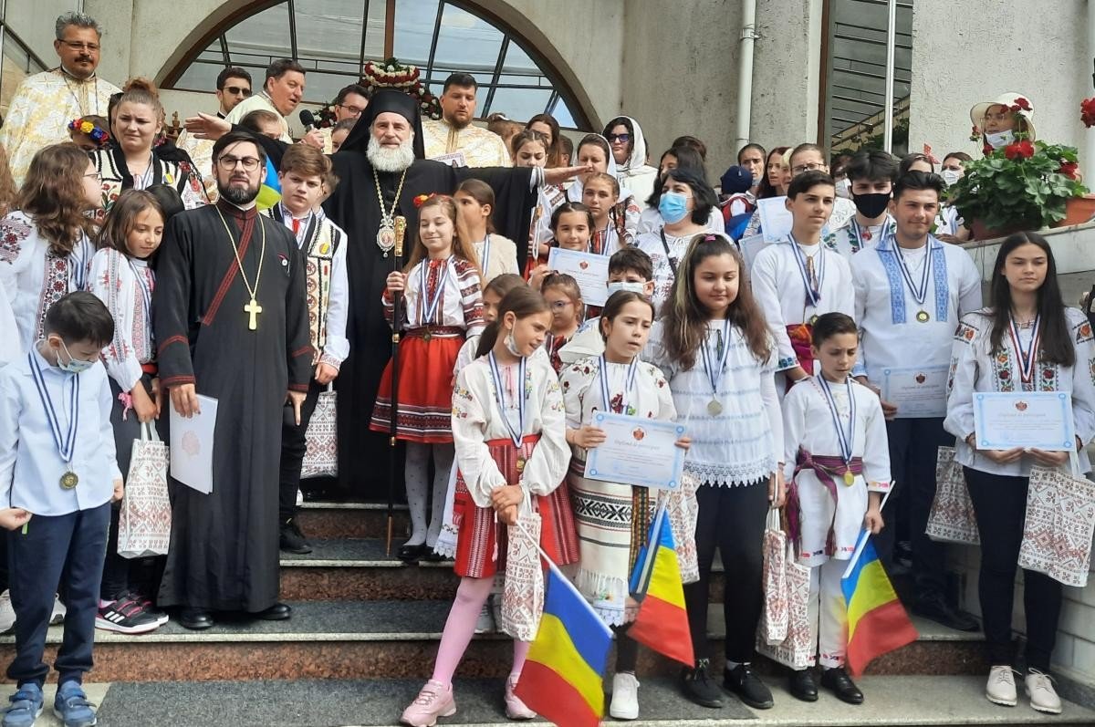 Manifestări cultural-religioase dedicate Episcopului Melchisedec Ștefănescu 171326