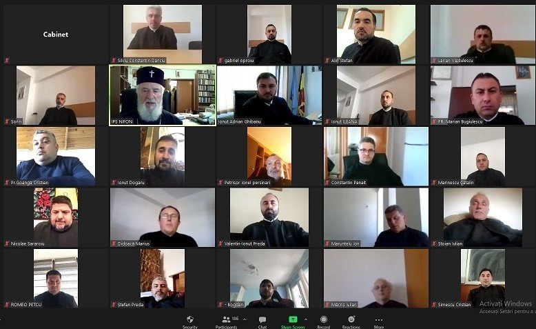 Conferinţe cu tematică filantropică în Arhiepiscopia Târgoviștei 171468