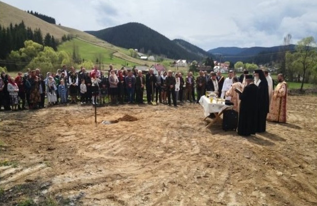 Revista presei 171483