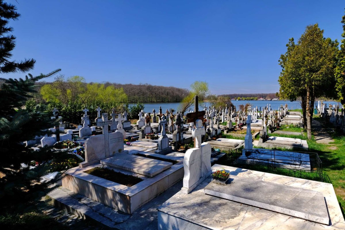 Cimitirele din București, istorie cu parfum de epocă Poza 5