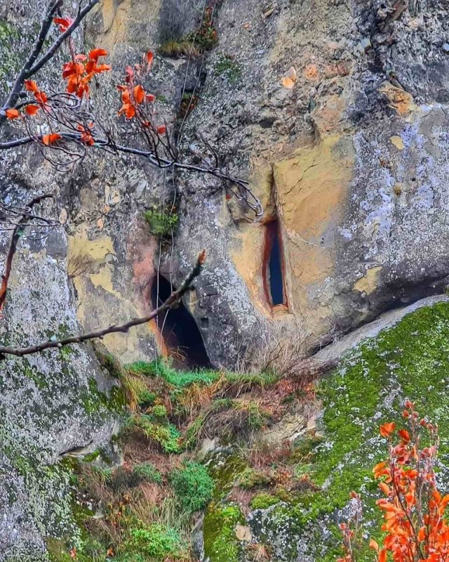 Mănăstirea Cetăţuia, locul de nevoinţă al Cuviosului Ioanichie cel Nou 171740