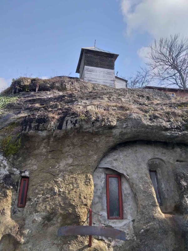 Mănăstirea Cetăţuia, locul de nevoinţă al Cuviosului Ioanichie cel Nou 171743