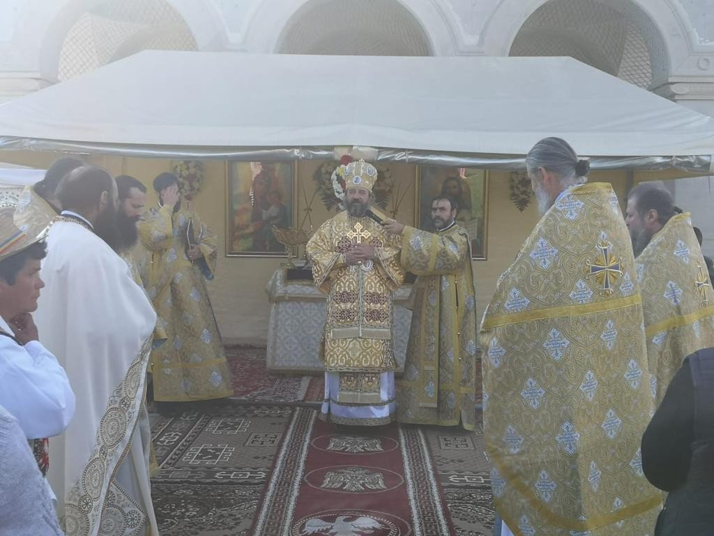 Slujire arhierească la hramul Schitului Băiceni - Neamț 171914