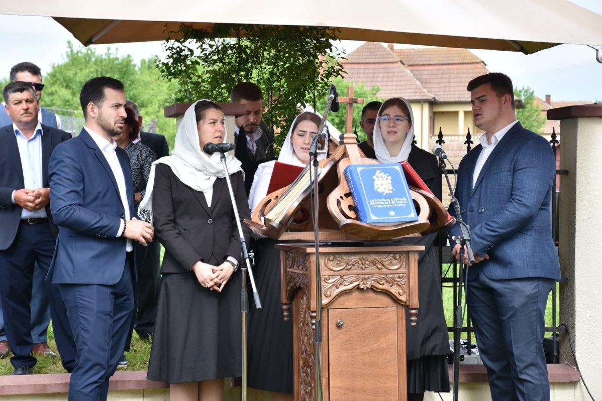 Biserica din Zorenii de Vale a fost târnosită  171934