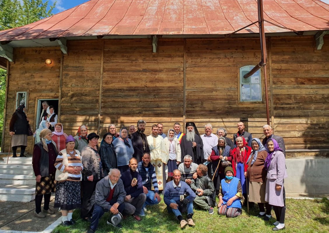 Hramul parohiei ieșene Griești 171956