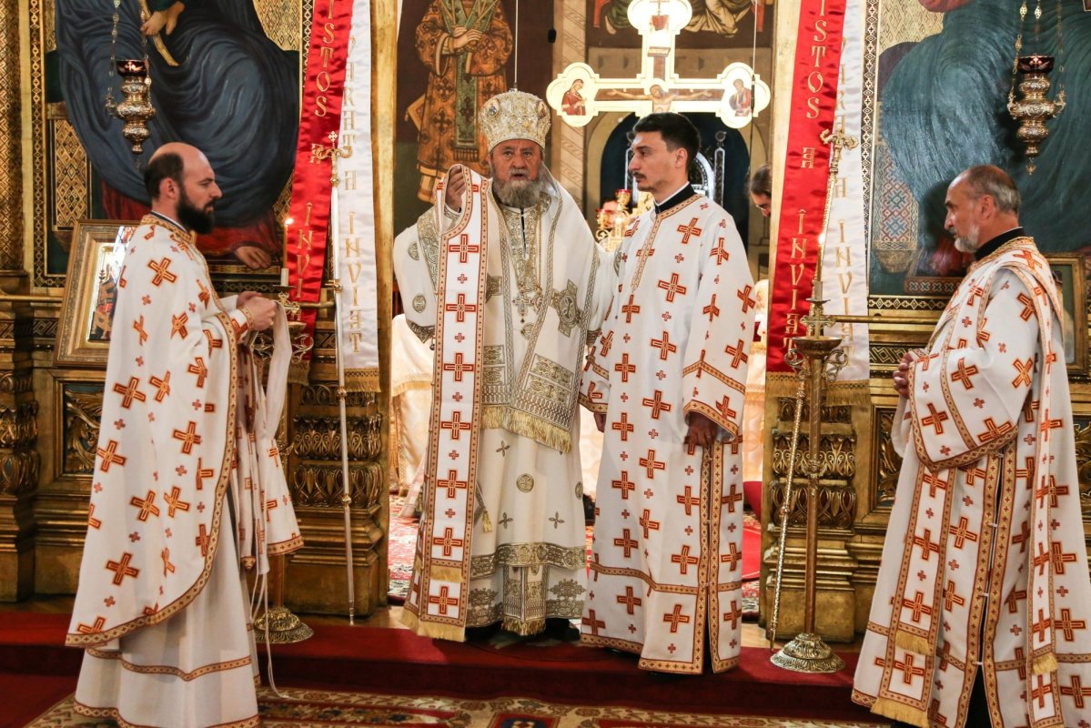 Liturghie arhierească la Catedrala Mitropolitană din Sibiu 171938