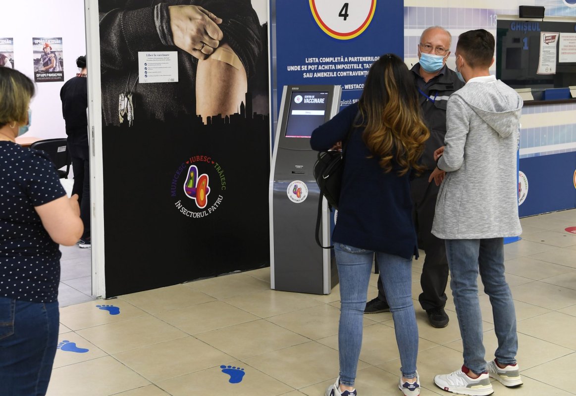 Maraton de vaccinare pentru adolescenți 172223