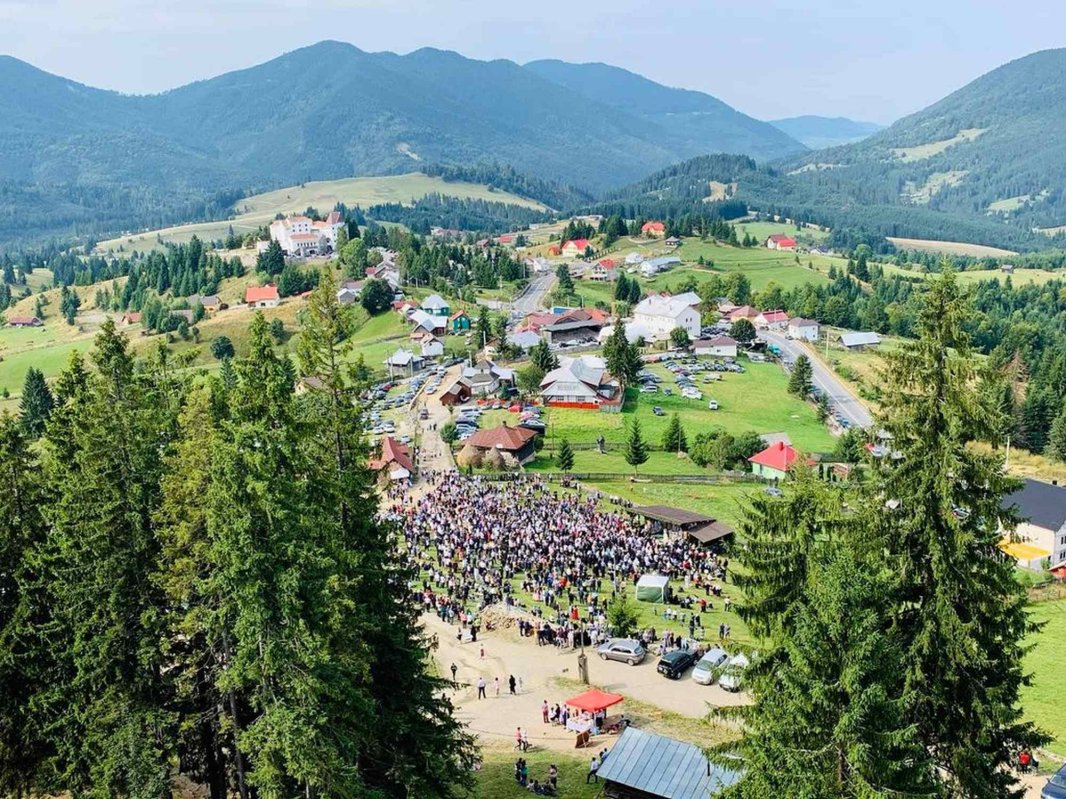 Mănăstirea Piatra Fântânele - o istorie împlinită 172375