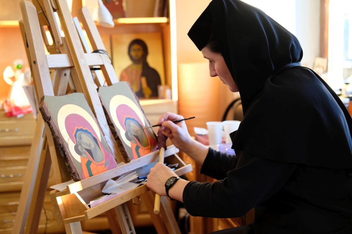 Mănăstirea Piatra Fântânele - o istorie împlinită 172378