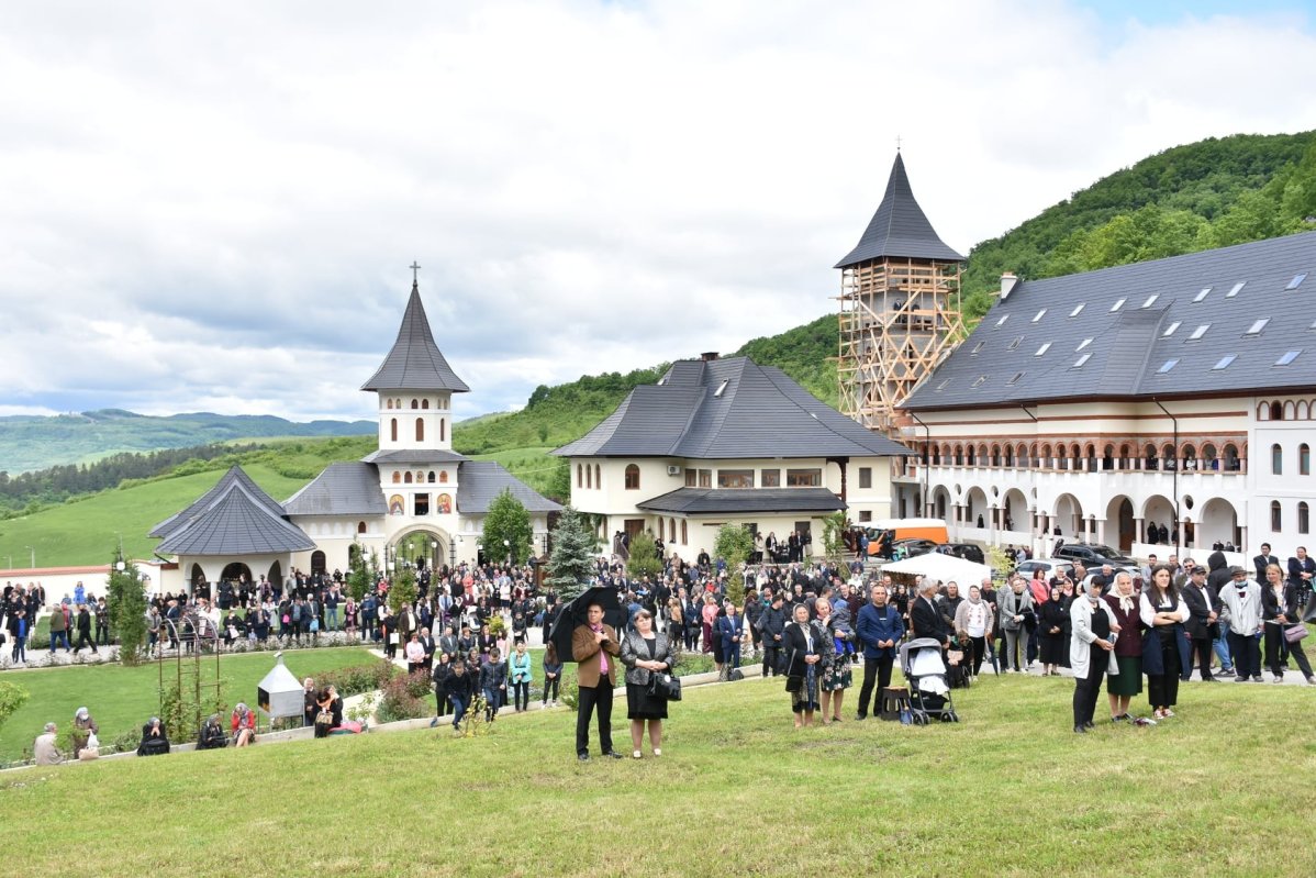 Sfinţire la Mănăstirea „Sfântul Proroc Ilie Tesviteanul” de la Nușeni 172654