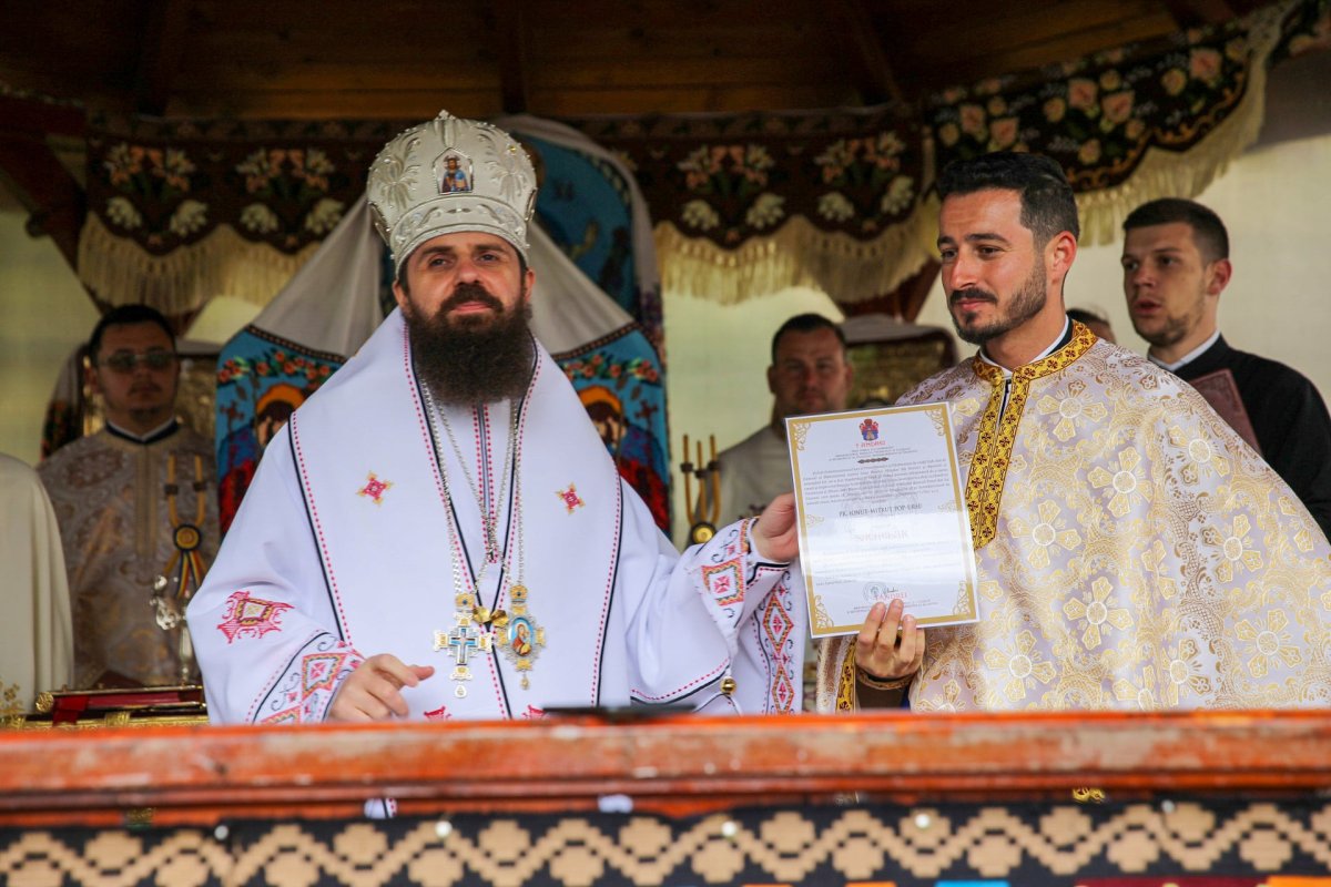 Biserica din Agrieș, Bistriţa-Năsăud, a fost resfinţită 172749