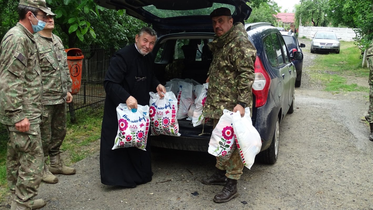 Daruri pentru copiii din Insula Mare a Brăilei 173231