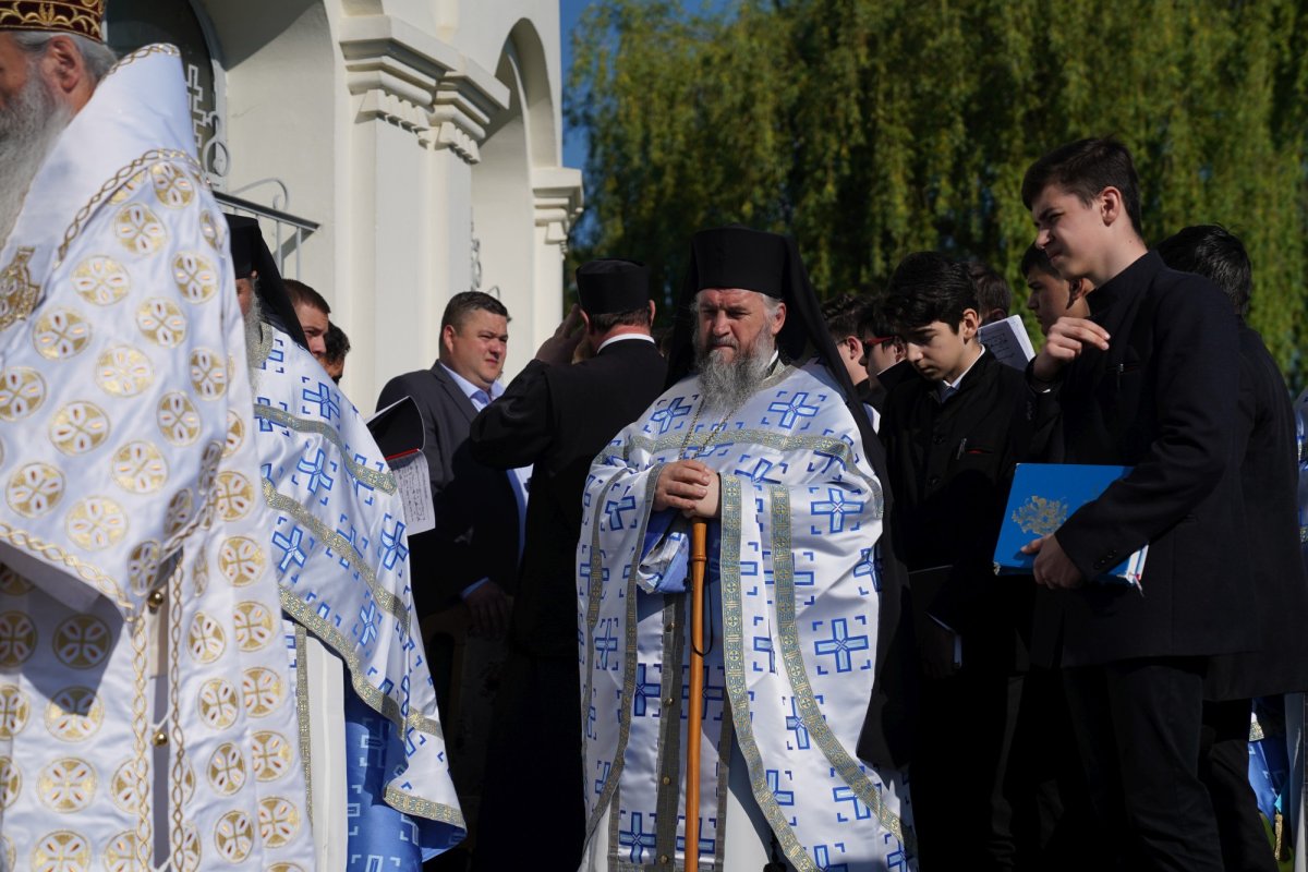 Hramul Mănăstirii Neamț 173432