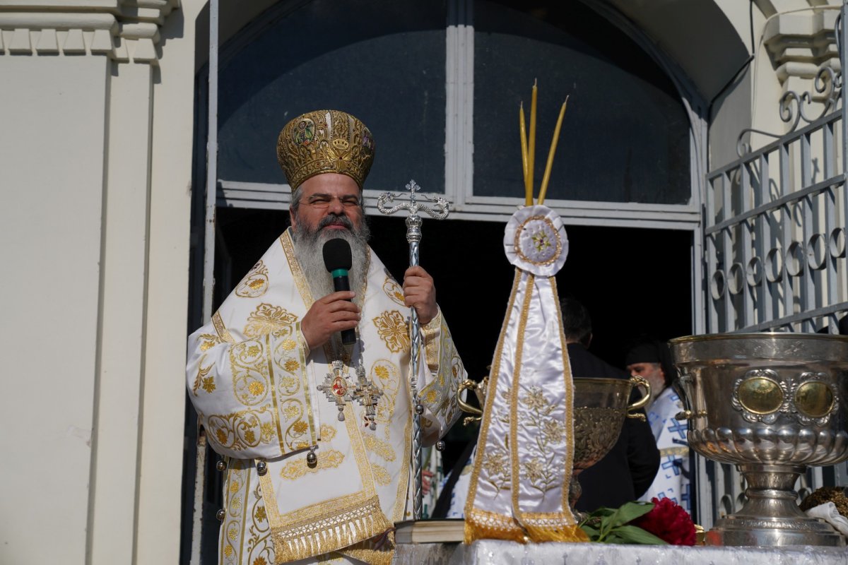 Hramul Mănăstirii Neamț 173435