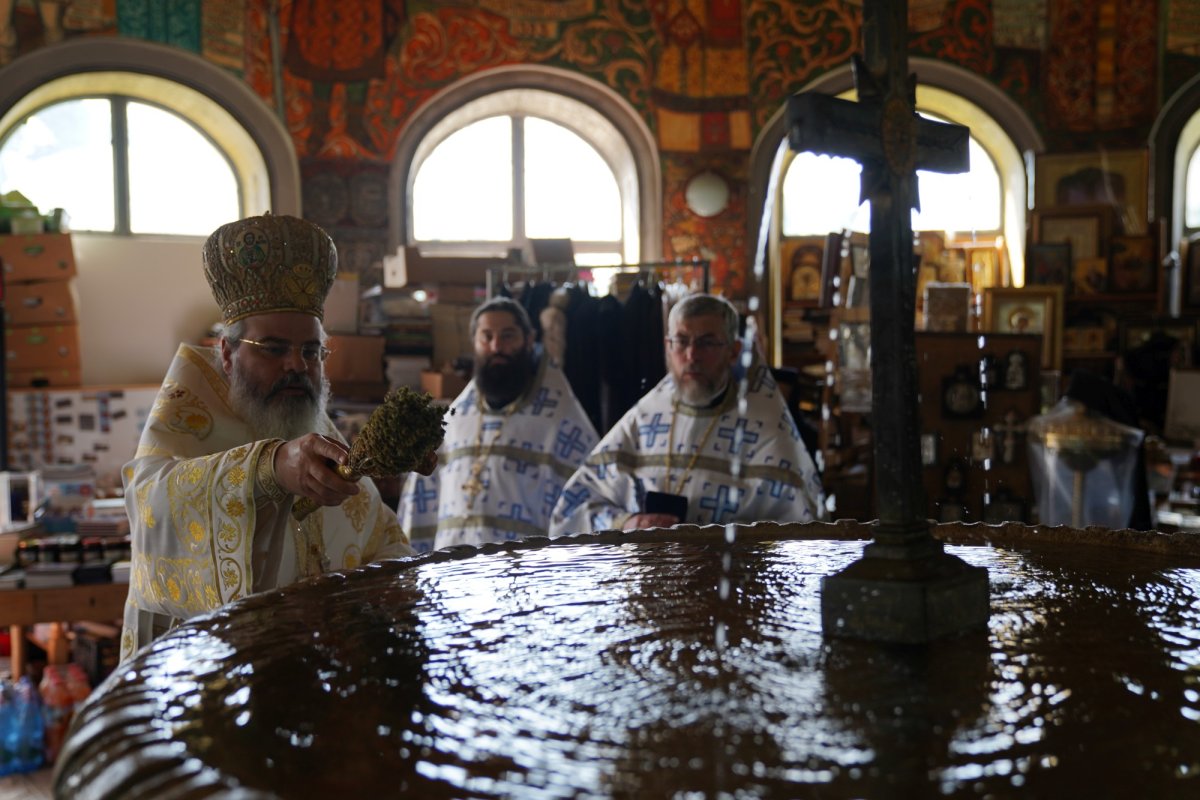 Hramul Mănăstirii Neamț 173439