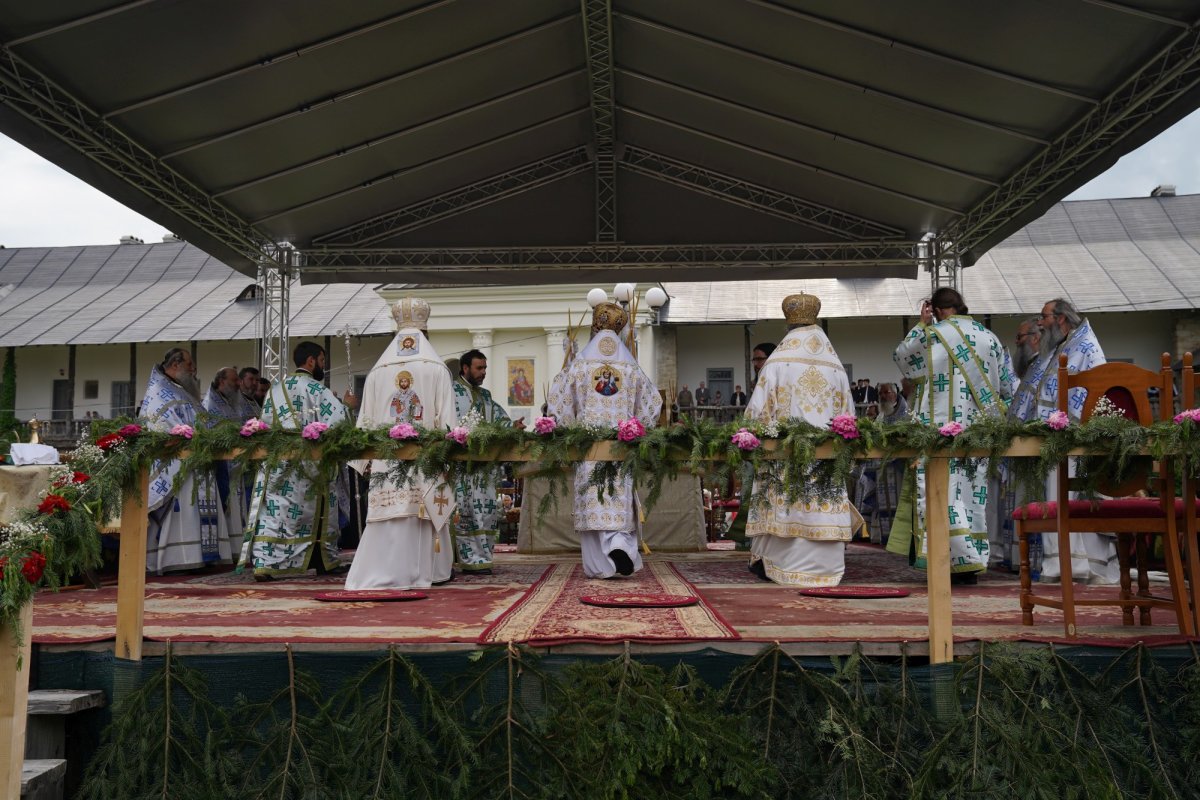 Hramul Mănăstirii Neamț 173450