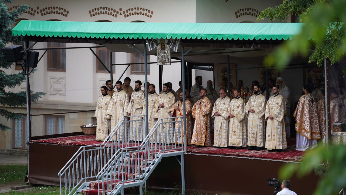 Praznicul Înălțării Domnului la Catedrala Arhiepiscopală din Suceava 173555