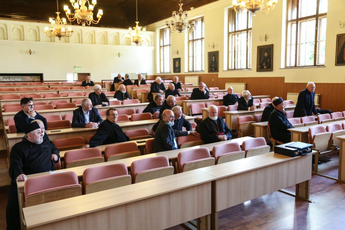 Revedere la 46 de ani de la absolvire la Facultatea de Teologie Ortodoxă din Sibiu 173533