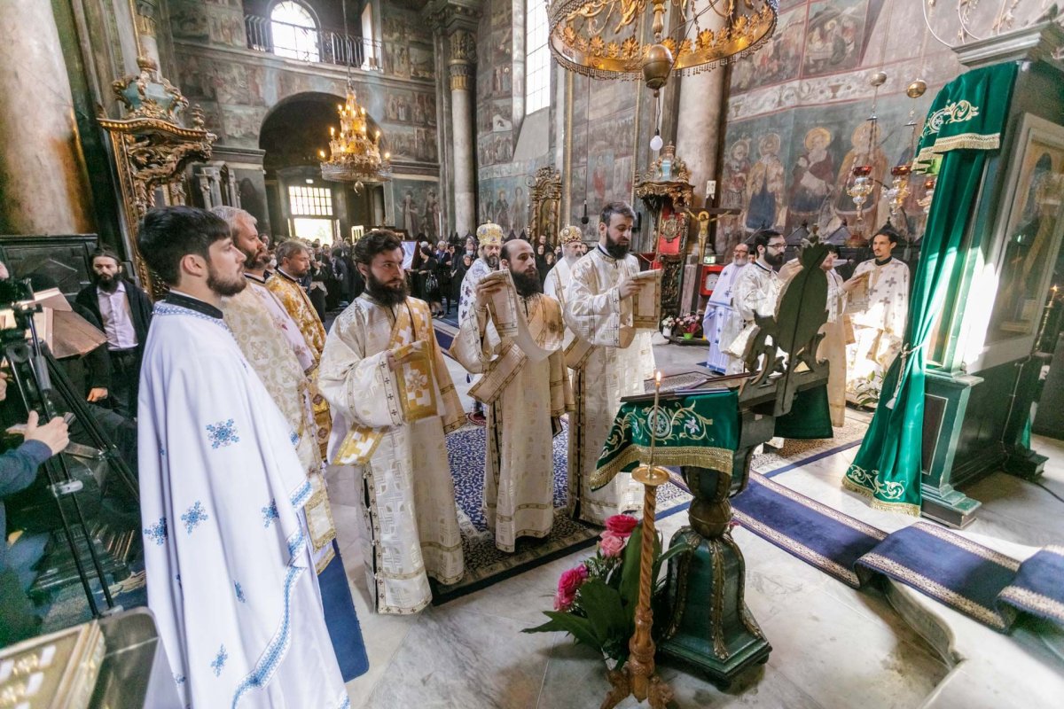 Maica Siluana Vlad a fost înmormântată la Mănăstirea Frumoasa  173662