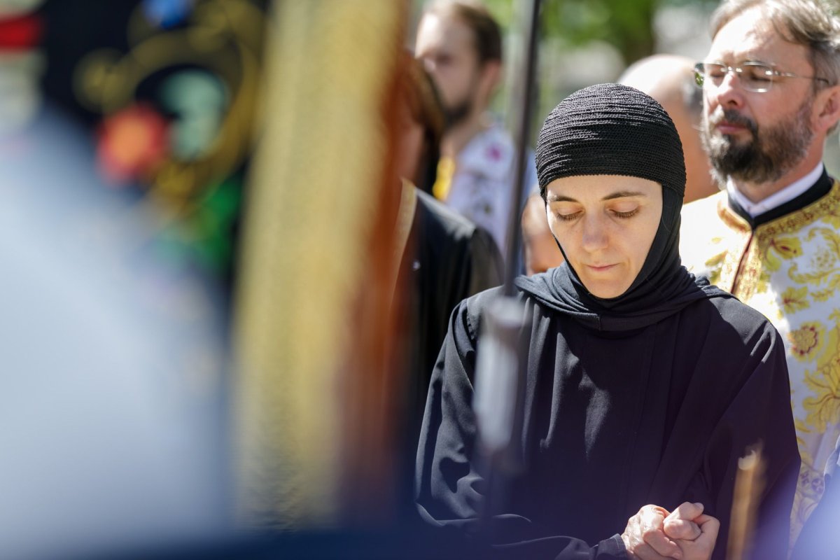 Maica Siluana Vlad a fost înmormântată la Mănăstirea Frumoasa  173681