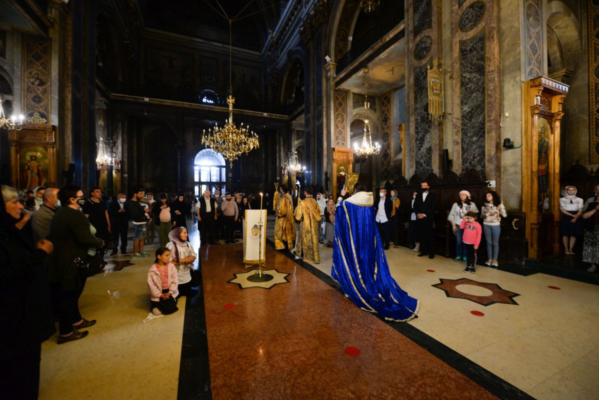Slujbă de priveghere în cinstea Sfintei Cuvioase Parascheva la Catedrala Mitropolitană din Iași 173758