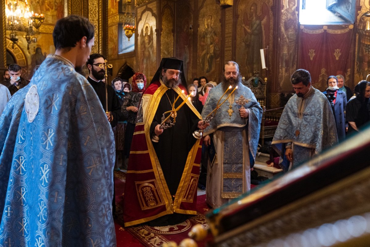 380 de ani de la aducerea la Iaşi a moaştelor Sfintei Cuvioase Parascheva 173901