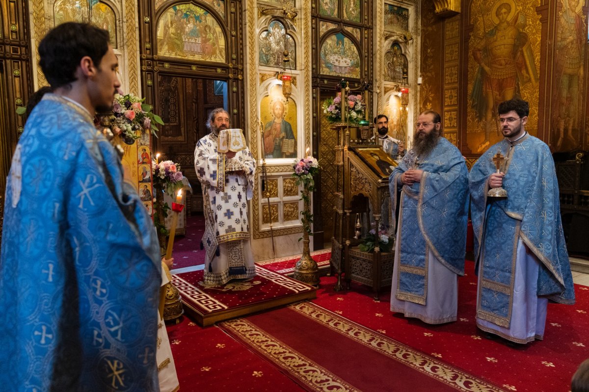 380 de ani de la aducerea la Iaşi a moaştelor Sfintei Cuvioase Parascheva 173913