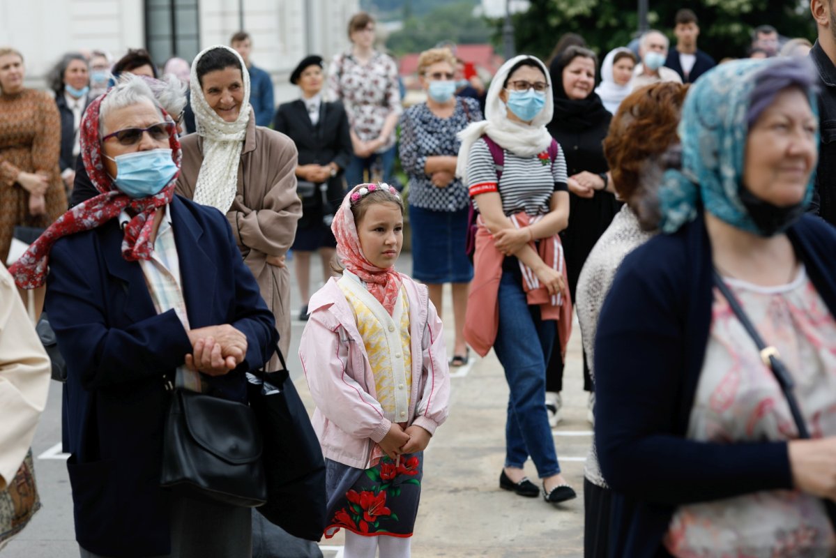 380 de ani de la aducerea la Iaşi a moaştelor Sfintei Cuvioase Parascheva 173929