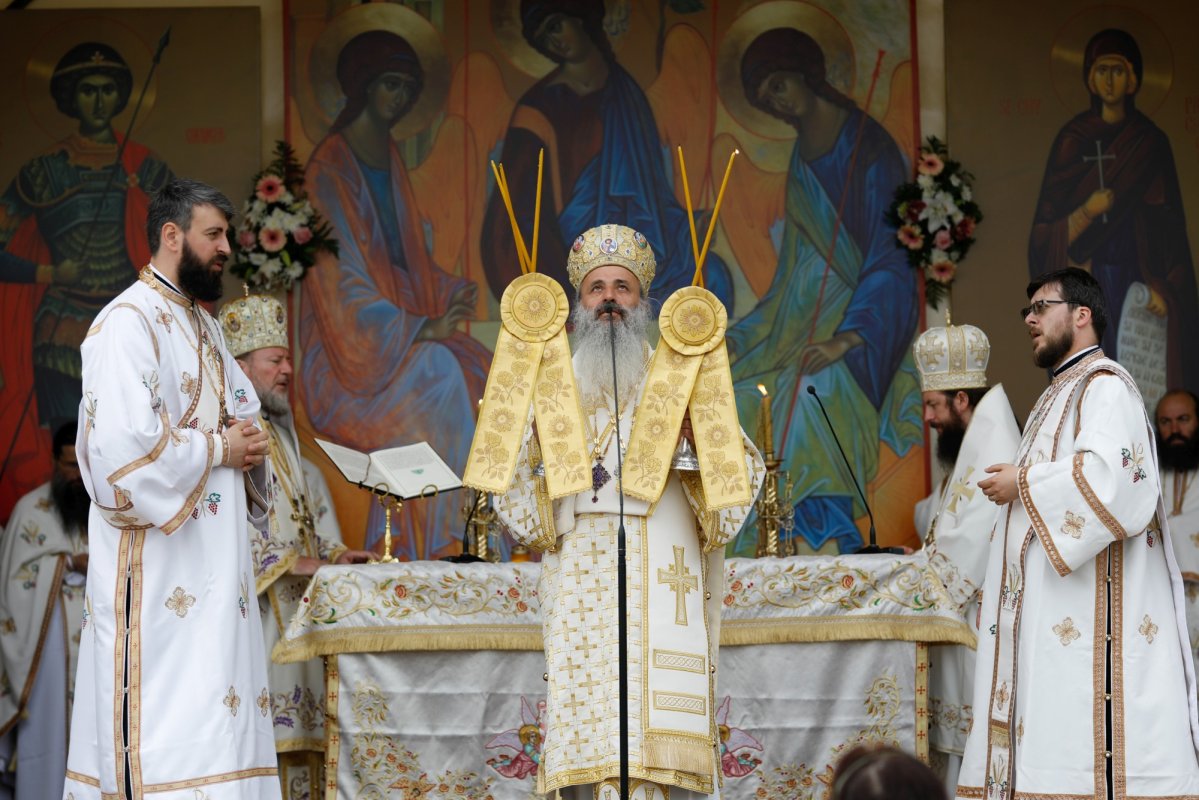 380 de ani de la aducerea la Iaşi a moaştelor Sfintei Cuvioase Parascheva 173937