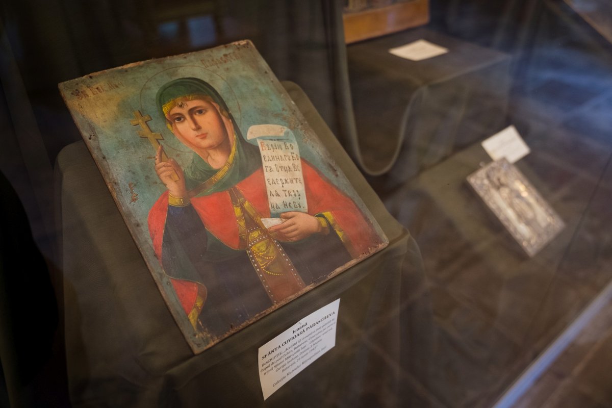 380 de ani de la aducerea la Iaşi a moaştelor Sfintei Cuvioase Parascheva 173956