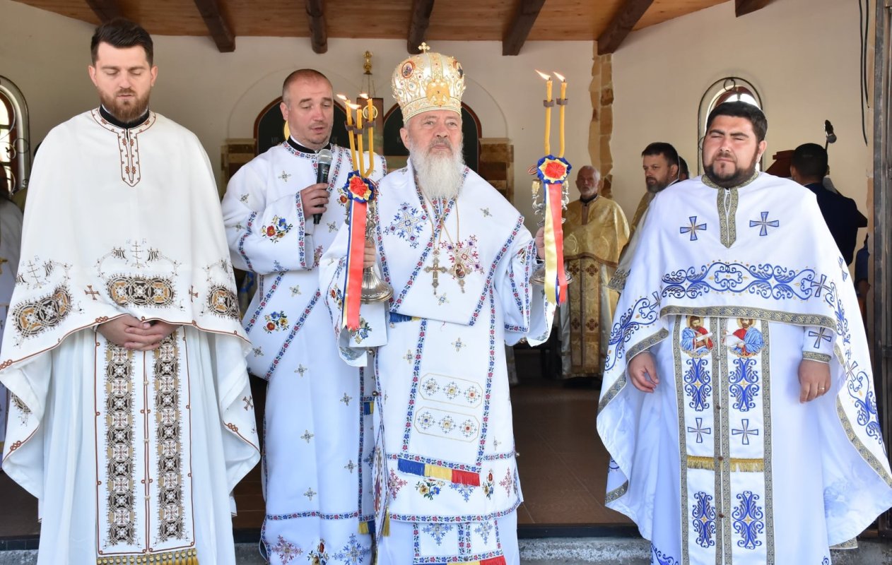 Hramul Mănăstirii „Înălțarea Domnului” de la Muntele Rece 173593